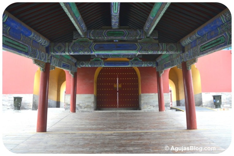 Route to Hall of Prayer for Good Harvests