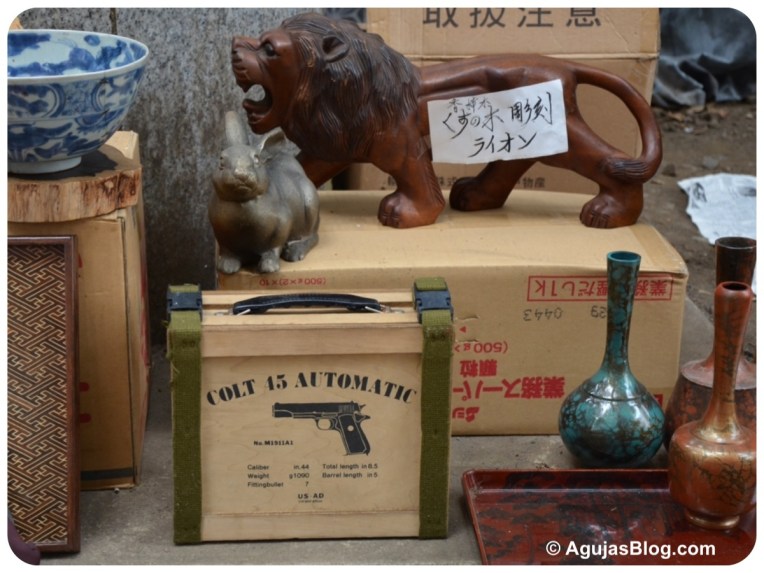 Hanazono Shrine Market - random objects