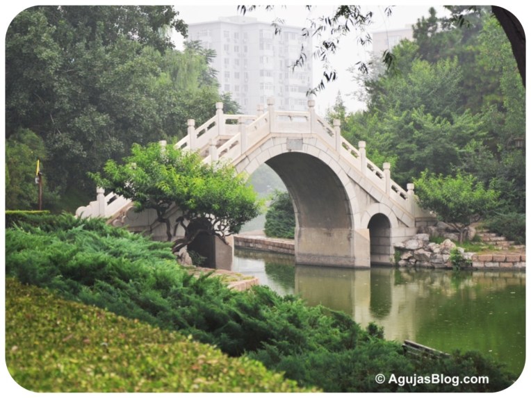 Jie Xiu Bridge.
