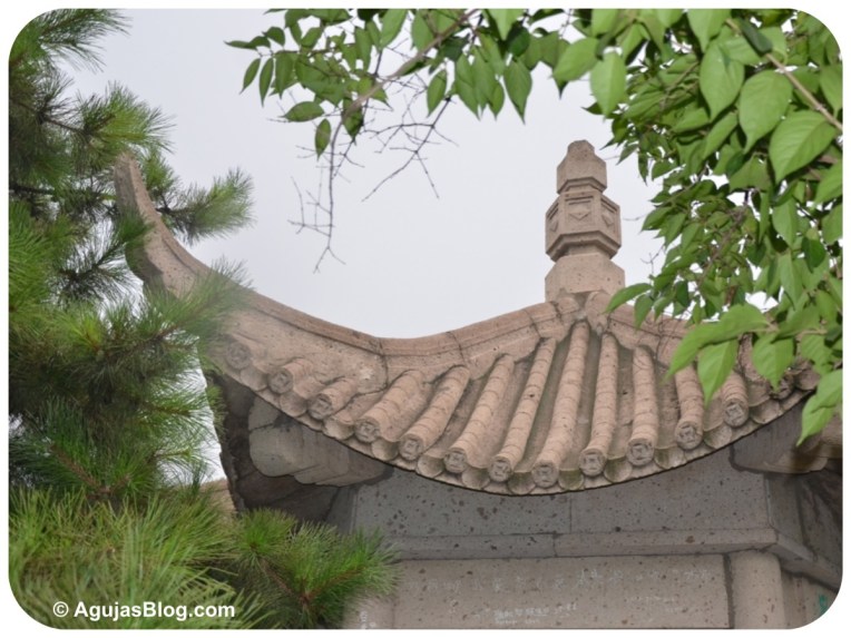 Gazebo at Tianjiehu Park.