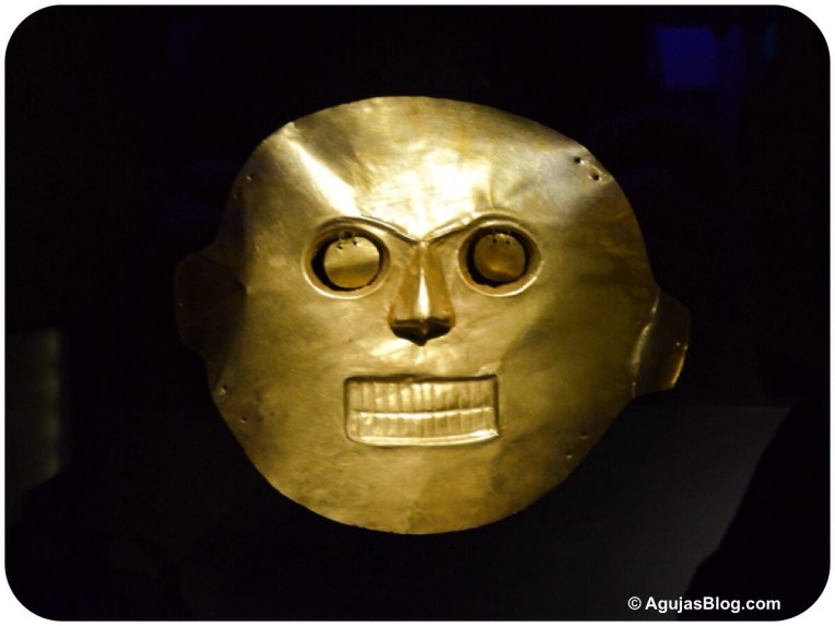 Museo de Oro - Gold Funeral Mask