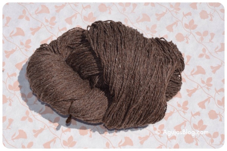 Natural undyed wool 2