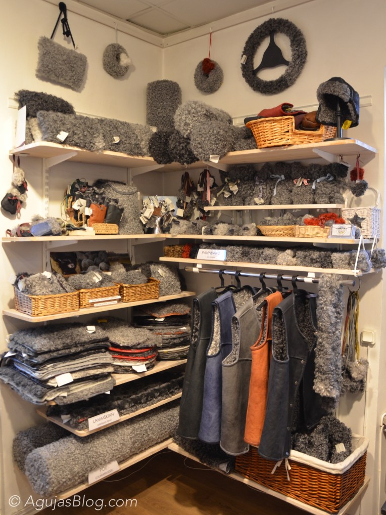 Kvinnfolki - Wool Items